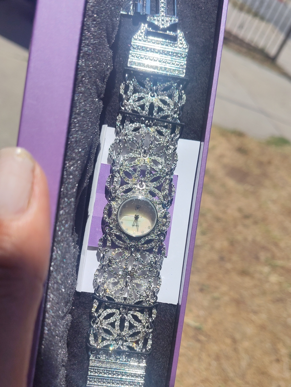 Watch - Picture 2 of 4